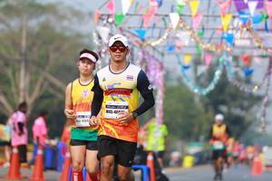 BIB: 460, 41589
                            <button type="button" onclick="openModal(9904184)" class="btn btn-primary btn-sm float-right btn-popup" data-toggle="modal" data-target=".modal-high-quality">
                        <i class="fas fa-shopping-cart"></i> Add to Cart
                    </button>
                                            <button type="button" onclick="isThisMe(9904184, true)" class="btn btn-success btn-sm float-right btn-popup btn-isme hidden" data-toggle="tooltip" data-placement="bottom" title="นี่คือรูปของคุณใช่ไหม คลิกที่นี่เพื่อเอาเข้าอัลบั้ม">
                        <i class="fas fa-plus"></i> Add to album
                    </button>
                    <button type="button" onclick="isThisMe(9904184, false)" class="btn btn-warning btn-sm float-right btn-popup btn-isnotme hidden">
                        <i class="fas fa-ban"></i> Remove from album
                    </button>